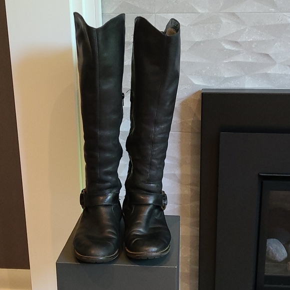 Leather Moto style Boots - Picture 2 of 12